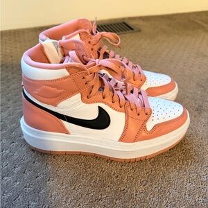 Women’s High-Top Nikes